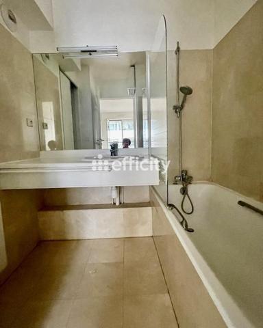 Appartement
         2 pièces
        - 51 m² Exclusivité 535 000 € *
