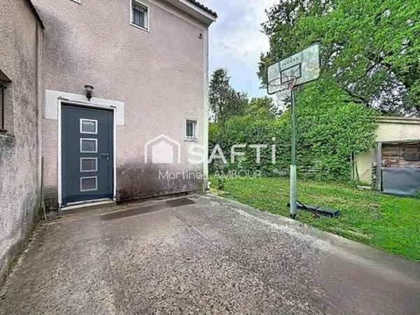 Maison T4 avec garage sur terrain de 252 m²