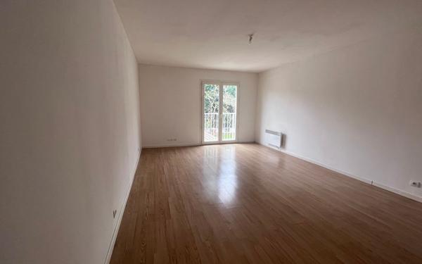 Appartement à louer    3 pièces •  Ribécourt-Dreslincourt