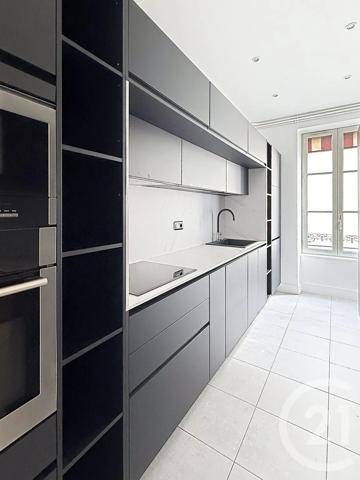 Appartement F4 à vendre  5 pièces - 105,01 m 2   CLERMONT FERRAND  - 63