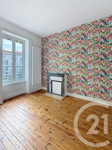 Appartement F4 à vendre  5 pièces - 105,01 m 2   CLERMONT FERRAND  - 63