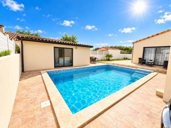 VILLA DE PLAIN-PIED 2019 AVEC PISCINE – 150 m² – 4 CHAMBRES – VILLEMOUSTAUSSOU