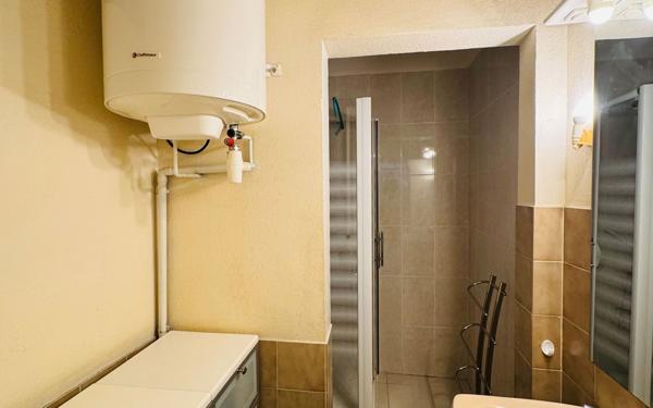 Appartement à vendre    3 pièces • 62,17 m2 Sète