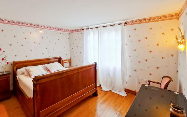 Maison à vendre    7 pièces • 200 m2 Foulayronnes