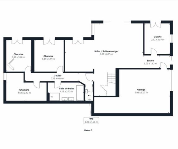 VILLA INDIVIDUELLE DE TYPE 8 PIÈCES