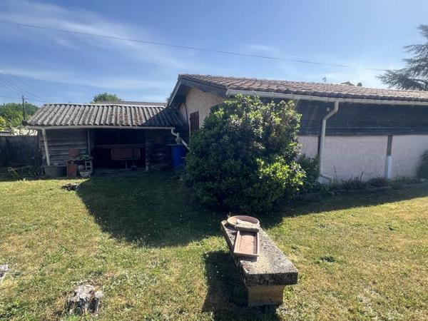 Parking à vendre |  Marcheprime |  Box individuel | 40 m²