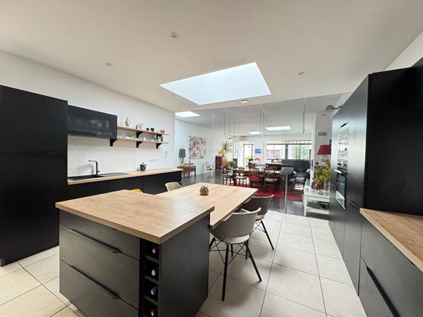 Vente Maison Rochefort 9 pièces 308m²-IRM4307