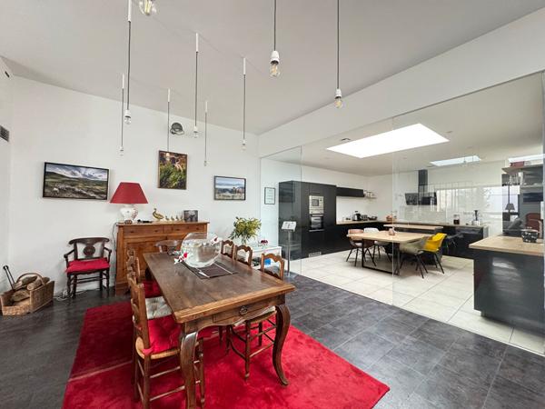 Vente Maison Rochefort 9 pièces 308m²-IRM4307