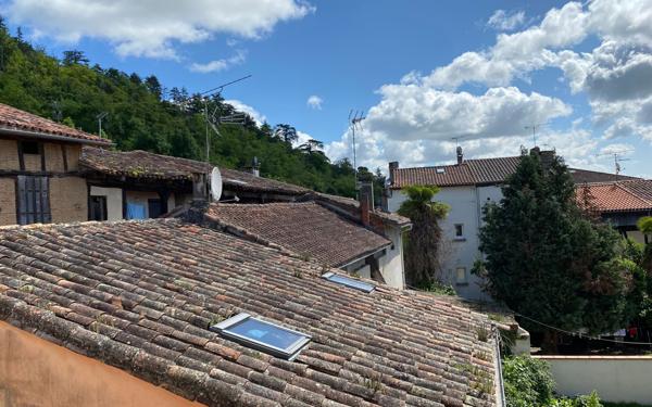 Appartement à louer    1 pièce •  Moissac