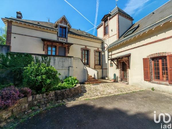 Maison 12 pièces de 312 m² à Saint-Martin-de-Nigelles (28130)