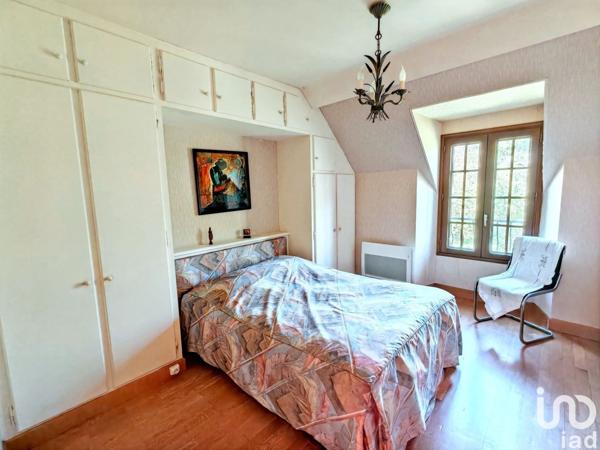 Maison 12 pièces de 312 m² à Saint-Martin-de-Nigelles (28130)