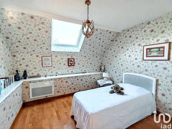 Maison 12 pièces de 312 m² à Saint-Martin-de-Nigelles (28130)