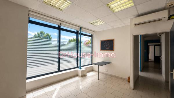 Immeuble à vendre 20 pièces de 448 m²