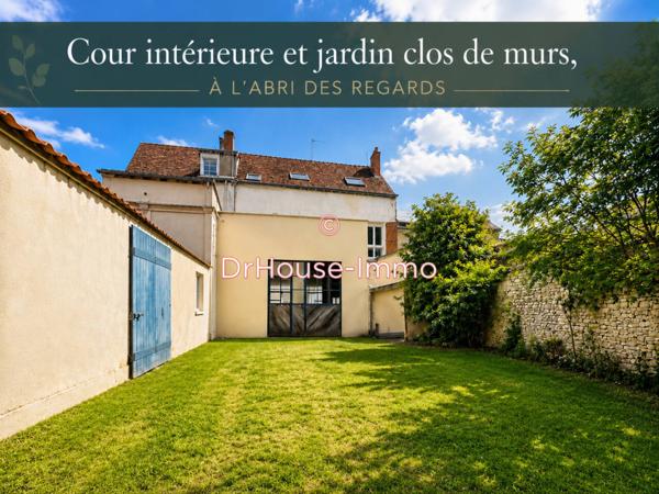 Immeuble à vendre 20 pièces de 448 m²