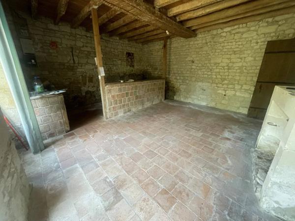 Maison en pierre de 200 m² à rénover