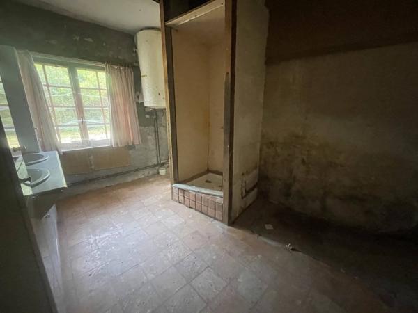 Maison en pierre de 200 m² à rénover