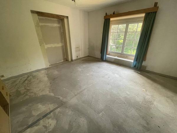 Maison en pierre de 200 m² à rénover