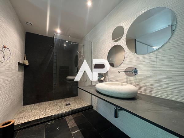 Maison Montmorency 7 pièce(s) 190 m2 975 000 € **  - Référence  1663