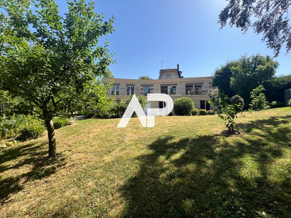 Maison Montmorency 7 pièce(s) 190 m2 975 000 € **  - Référence  1663