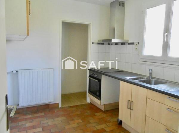 Trois pièces lumineux refait à neuf