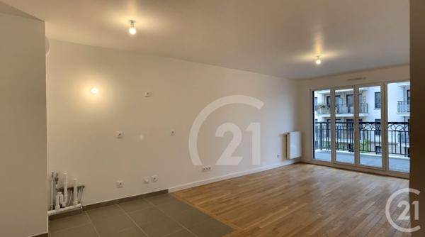 Appartement F4 à vendre  4 pièces - 75 m2 SURESNES - 92