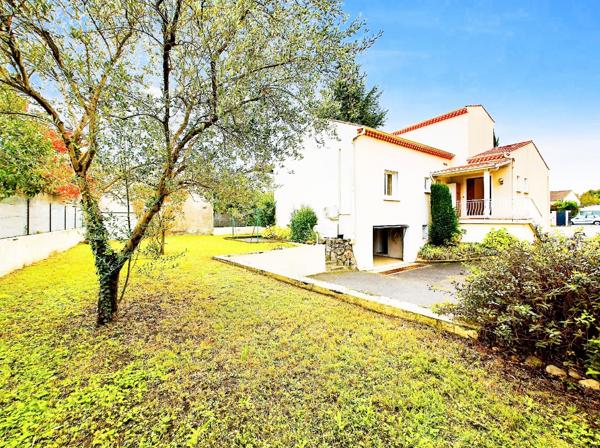 MAISON FAMILIALE À TOURNON SUD - 212 m2