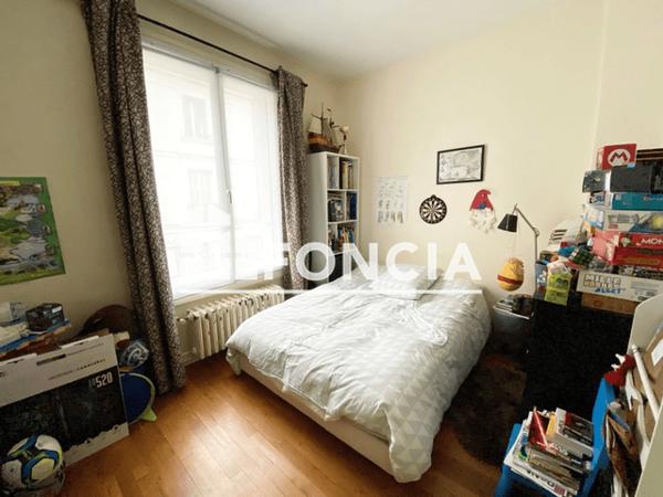 Location Appartement 3 pièces 54.67 m² - 13 RUE JULES FAVRE Tours 37000