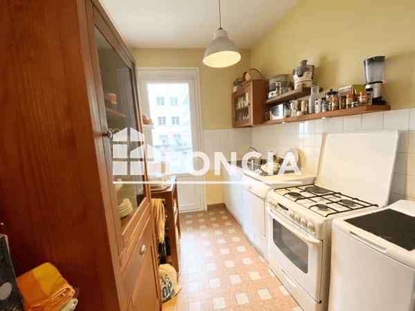 Location Appartement 3 pièces 54.67 m² - 13 RUE JULES FAVRE Tours 37000