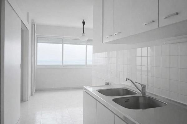 Appartement T5 surface habitable 141M2 - avec vue incroyable sur l'Étang de Berre - cave