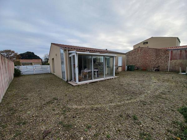 Maison au calme avec jardin et garage - cadre agréable et lumineux