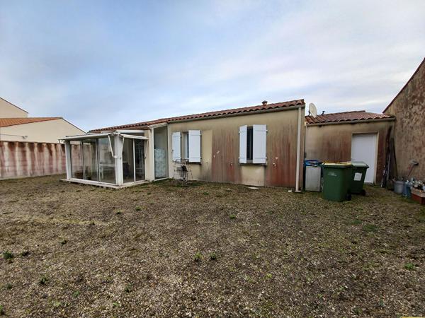 Maison au calme avec jardin et garage - cadre agréable et lumineux