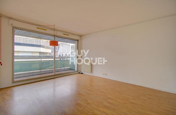 2 pièces avec Balcon/ Terrasse - Lourmel/ Boucicaut