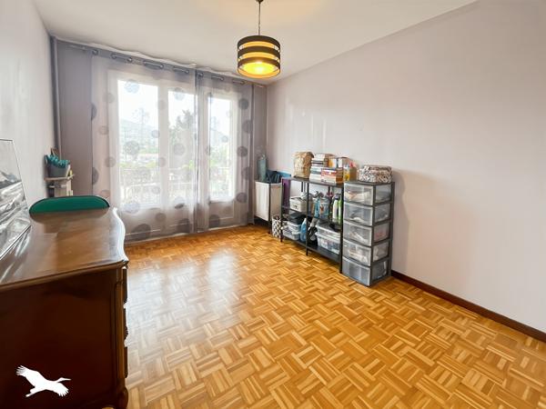 Appartement à vendre 159 000 € Marseille 11 3 p 59,3 m² DPE D