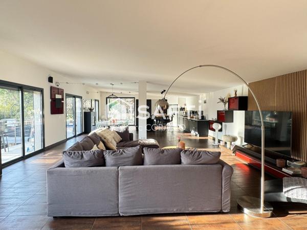 Appartement d’exception avec terrasse & piscine