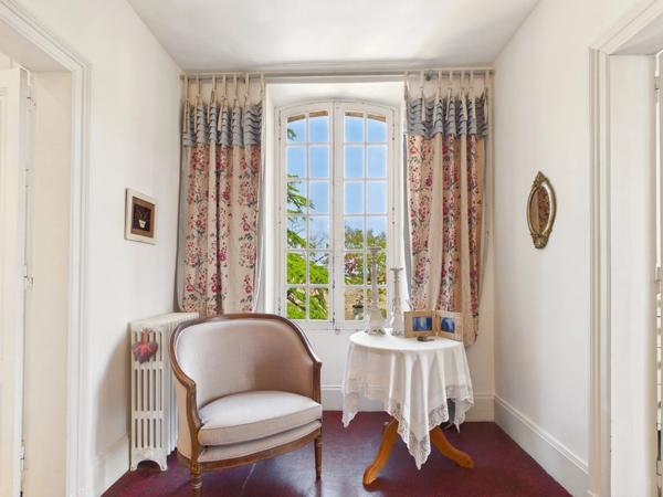 Élégante Maison de Maître avec piscine à quelques minutes d'Eymet