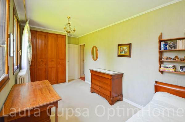 FRESNES - 7 MIN TVM - 3 PIECES - 61,27 m² - 2E ETAGE - BALCON SANS VIS A VIS, CAVE ET PARKING