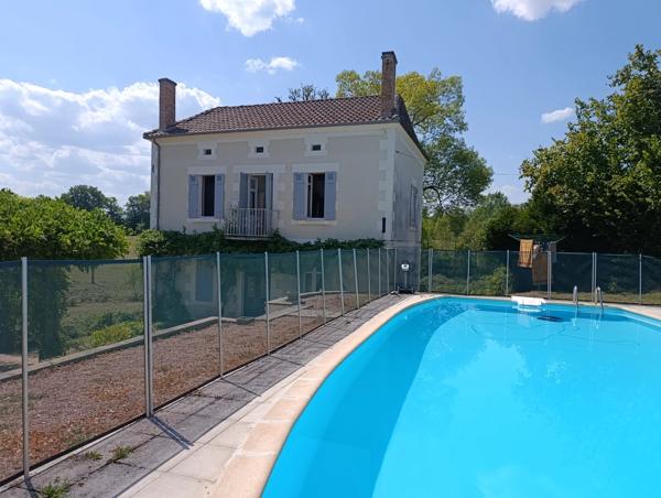 Charmante maison bourgeoise avec piscine