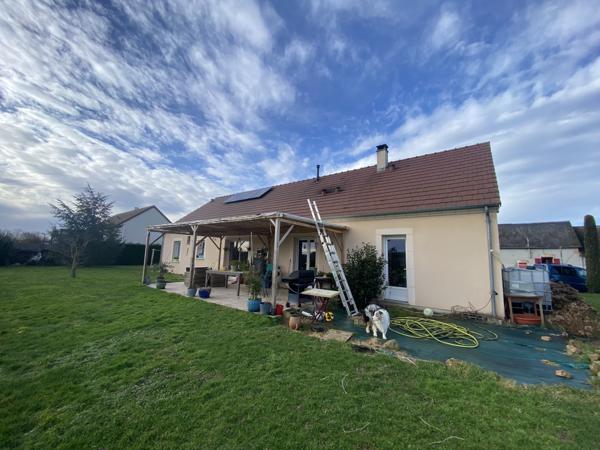 Maison récente avec jardin, garage et dépendance !