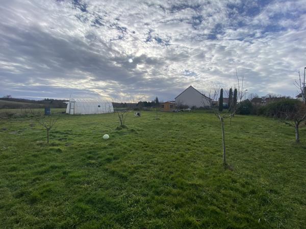 Maison récente avec jardin, garage et dépendance !