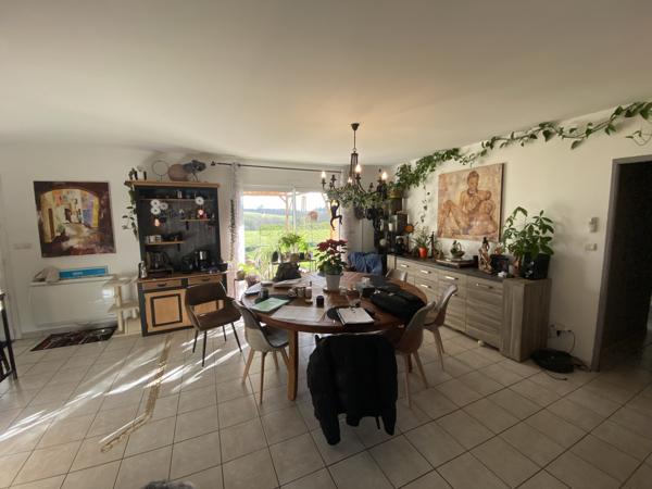 Maison récente avec jardin, garage et dépendance !