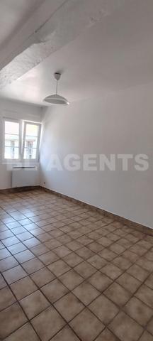 Bourg de Crèvecœur en Auge - Au calme - Maison avec petit extérieur sans vis à vis