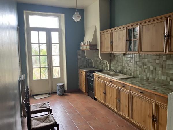 Maison à vendre 93 415 € Bellac 8 p 127 m² DPE F