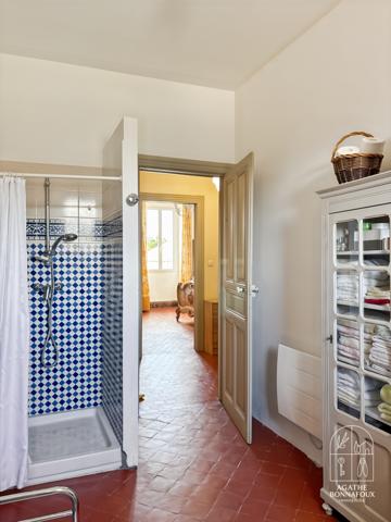 Châteaurenard (13160) Maison de charme 95 m2 avec jardin et cour