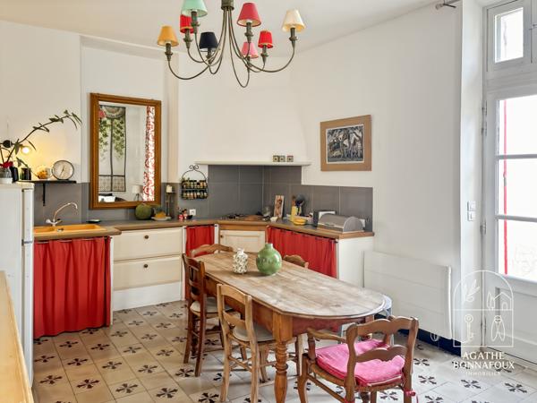 Châteaurenard (13160) Maison de charme 95 m2 avec jardin et cour