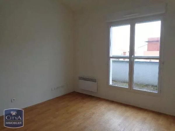 Appartement à louer 1 pièce 23.4m² Lucé (28110)