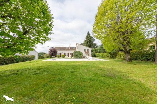 Maison à vendre |  Artigues-près-Bordeaux |  7 pièces | 210 m²