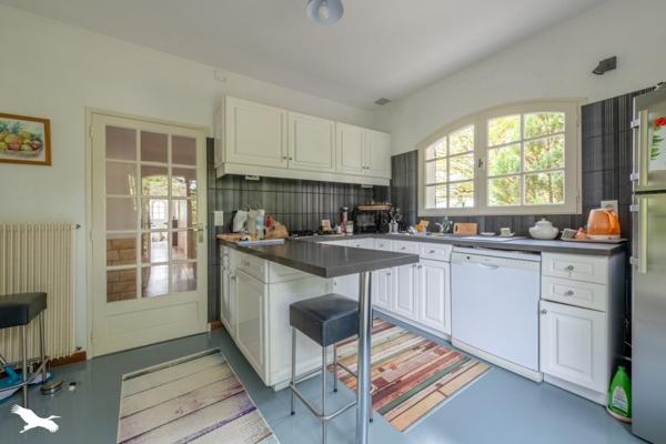 Maison à vendre |  Artigues-près-Bordeaux |  7 pièces | 210 m²