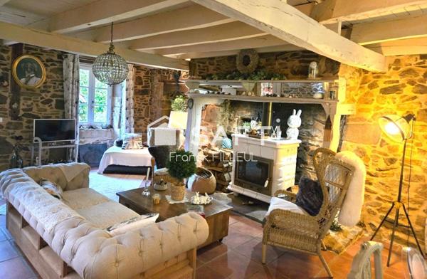 Magnifique longère pour vivre ou chambres d'hôtes