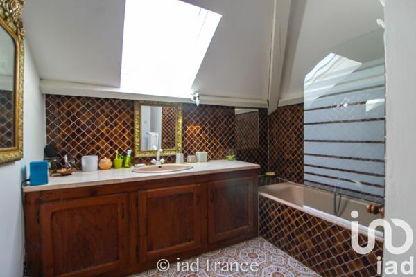 Maison à vendre 8 pièces 181 m² Alès