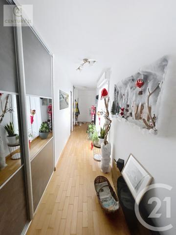 Appartement F4 à vendre  4 pièces - 91,74 m2 MANTES LA VILLE - 78